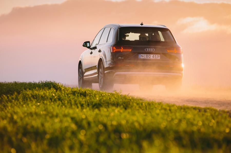  Audi Q7 TDI Quattro (4M) 2015 года  (AU) (фото 17 из 24)